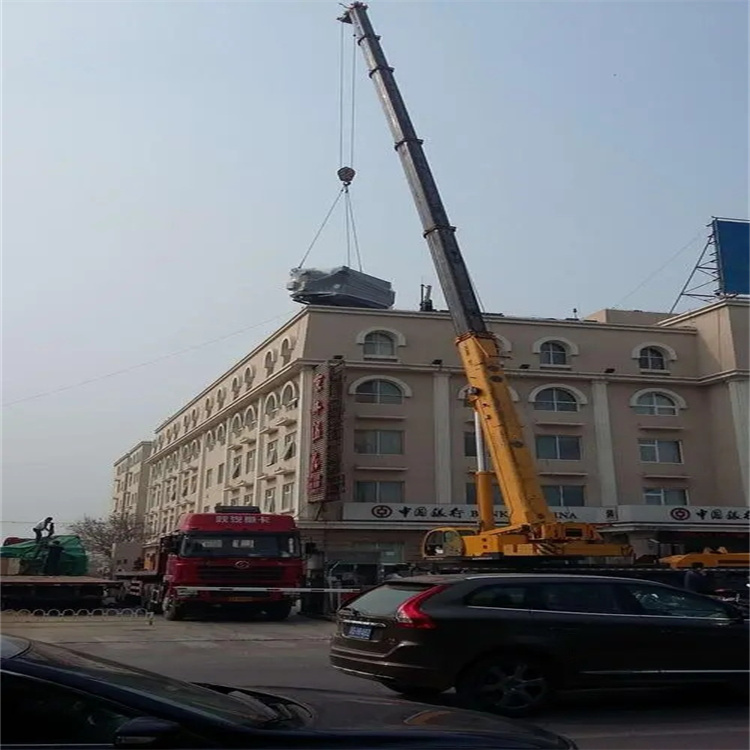 合肥瑶海长江批发市场店铺里要挪重型货柜，过道太窄，有小吨位吊车吗