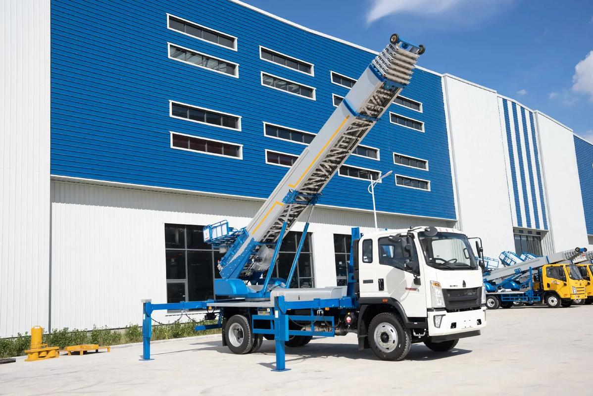合肥瑶海小型云梯车上料车租赁多少钱