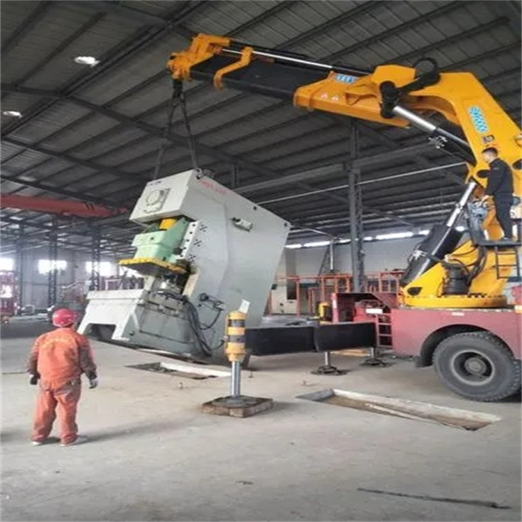 合肥瑶海80吨折臂吊车出租附近电话